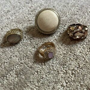 Assorted gold tone rings in size 6.5-7